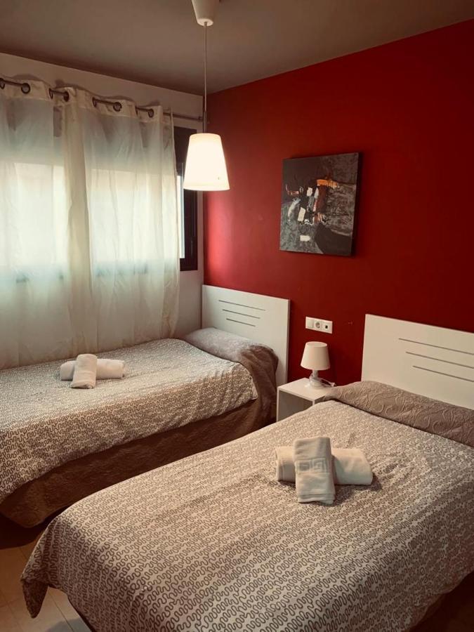 Apartamentos 16:9 Suites Almería Almeria Exterior foto